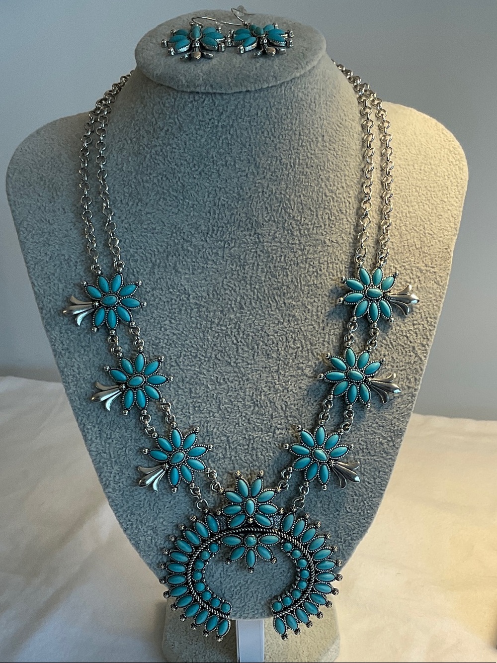 Turquoise Squash Blossom Flower Statement Necklace With Earrings